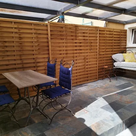 Lumineux Avec Grande Terrasse Ensoleillee מנוסק